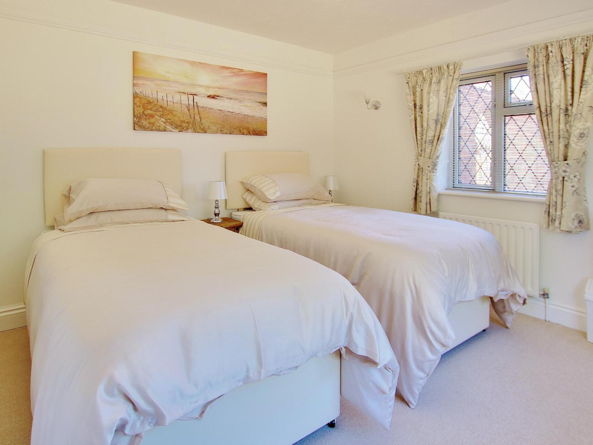 Irenic Lodge Netley Marsh 外观 照片